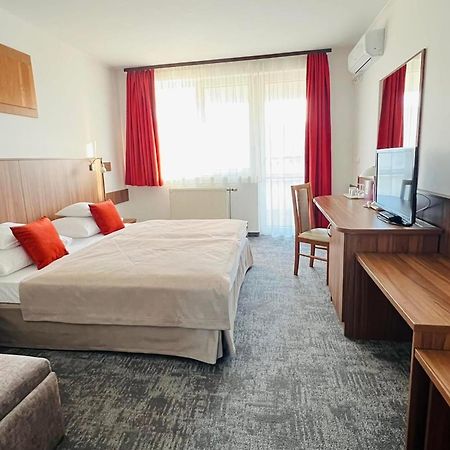 Art Hotel Zalakaros Buitenkant foto