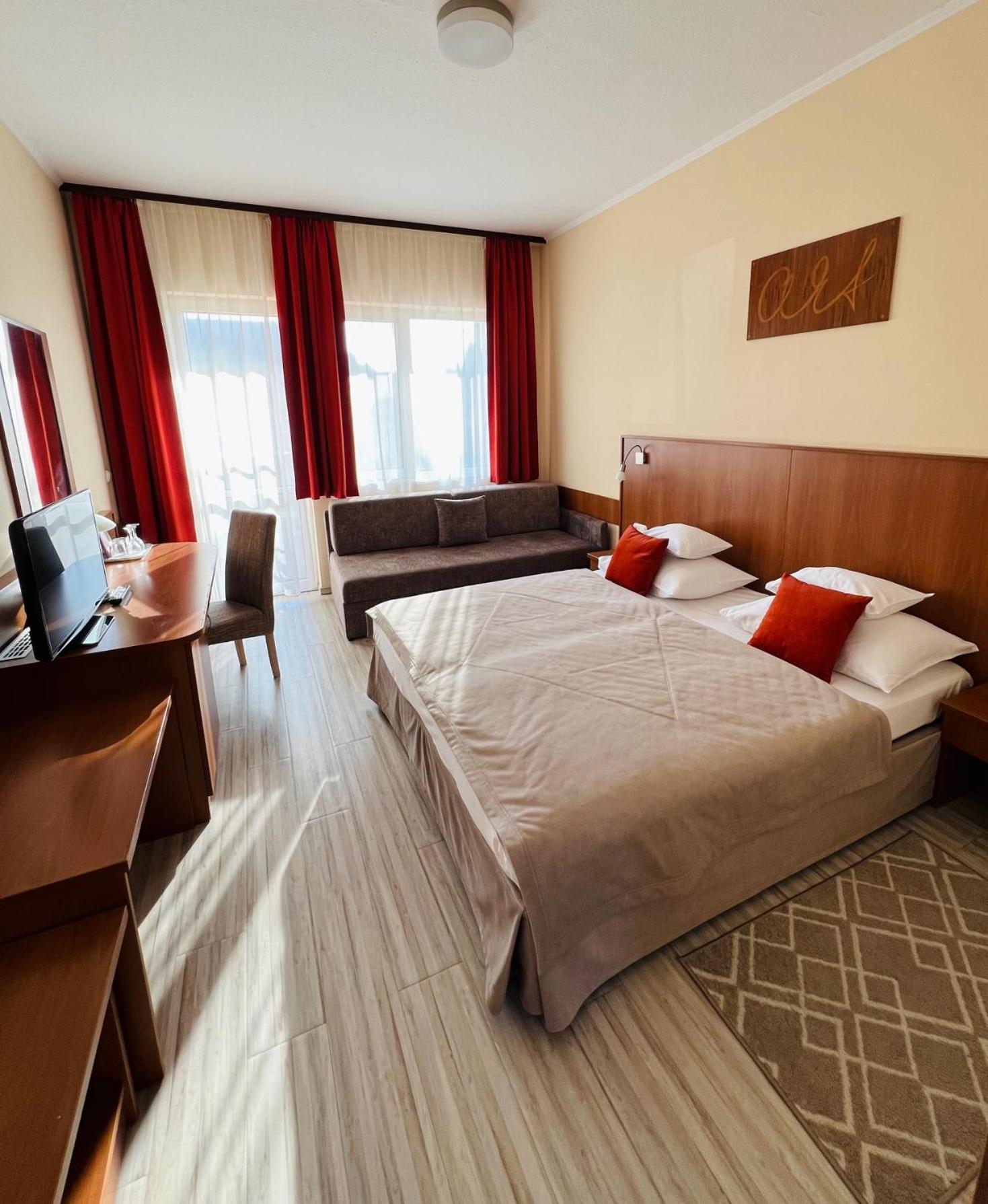 Art Hotel Zalakaros Buitenkant foto